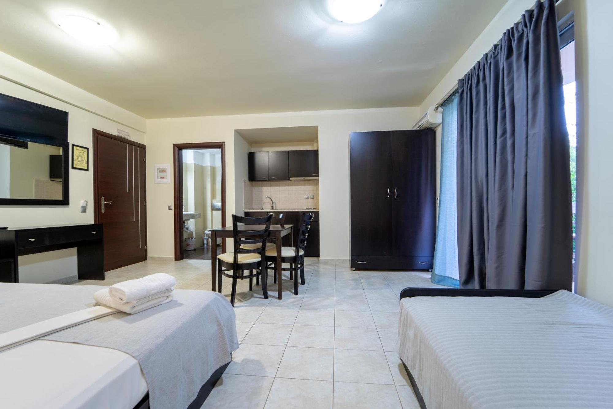 Golden Rose Suites Колимварион Экстерьер фото
